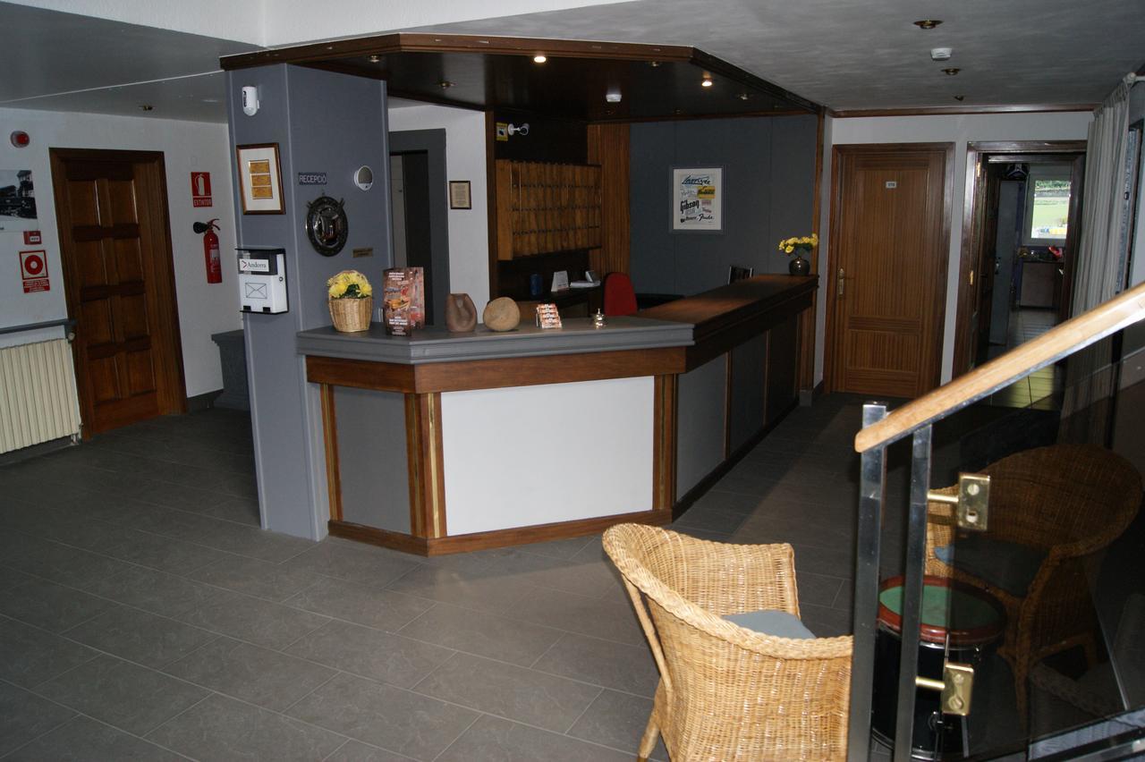 Hotel Font Del Marge Andorra la Vella Dış mekan fotoğraf